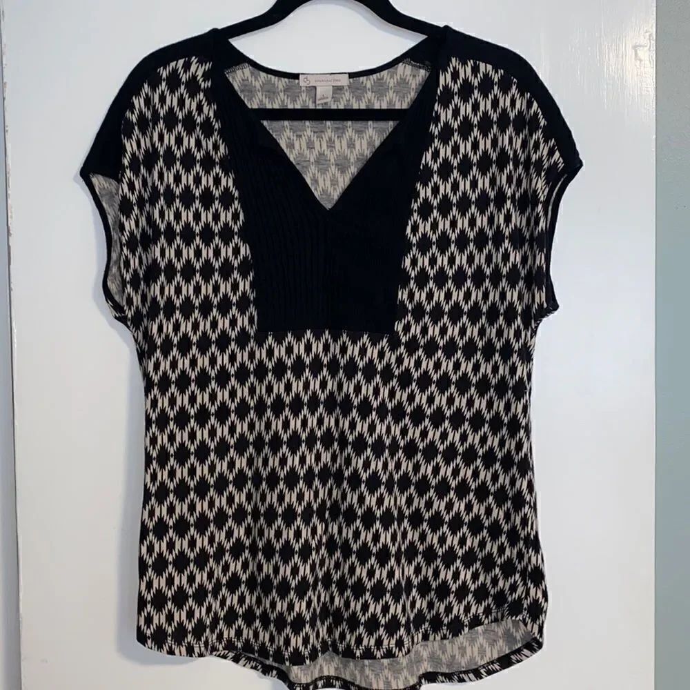 cB Established 1962 pattern pintuck black & ecru L